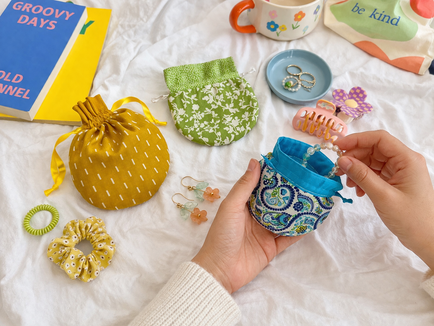 Round Drawstring Pouch Sewing Pattern (3 Sizes)